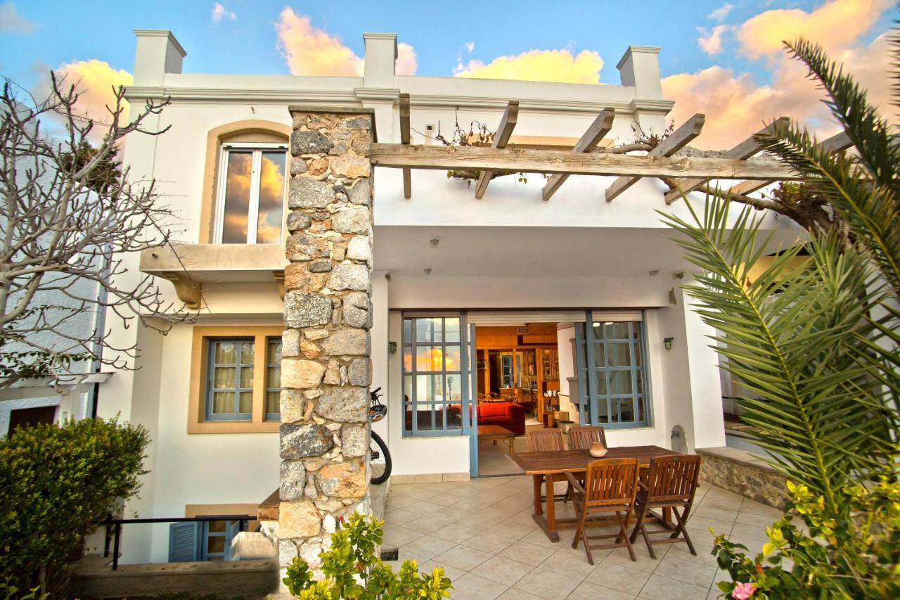 Villa Popillon 1 Myrties Exterior photo